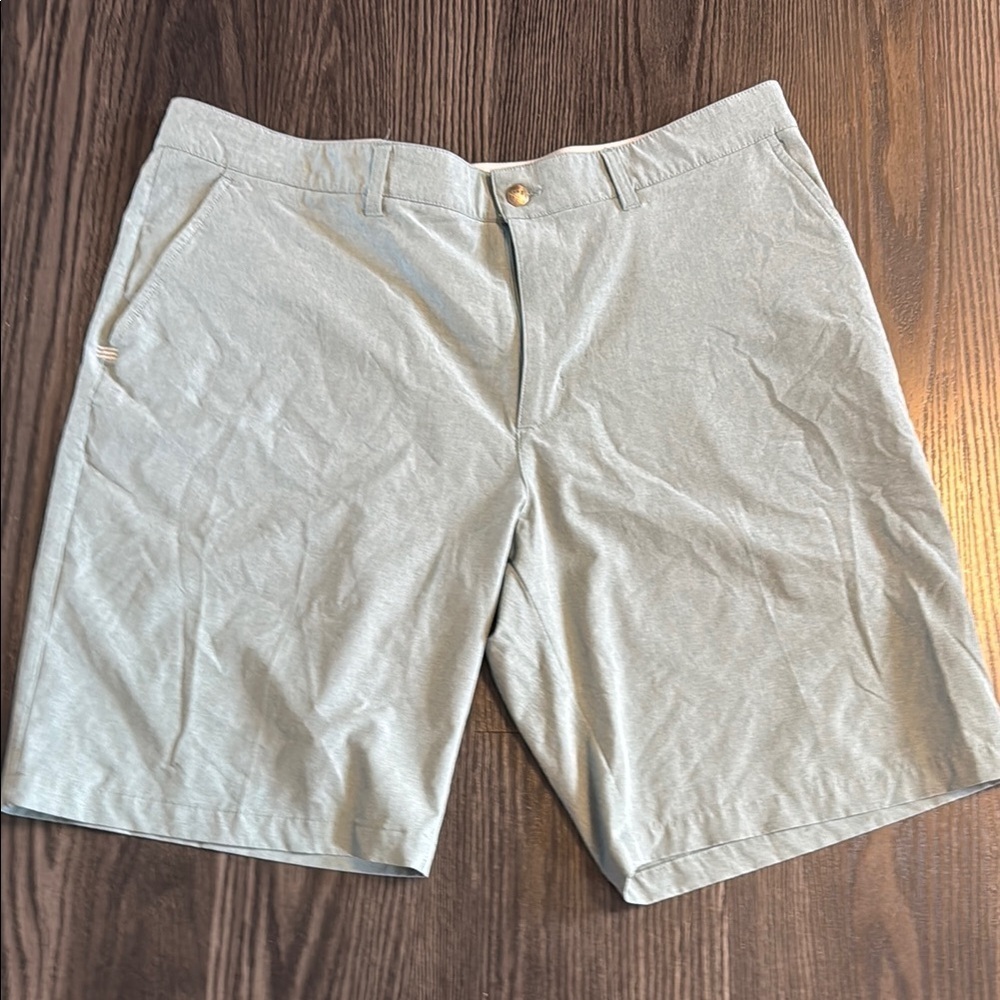 🍍ADIDAS GOLF SHORTS 🍍SZ 40🍍sea foam green🍍